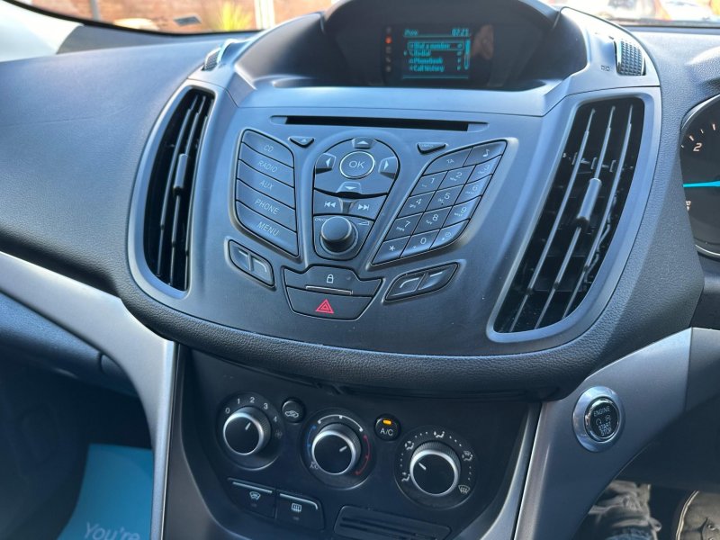 FORD KUGA