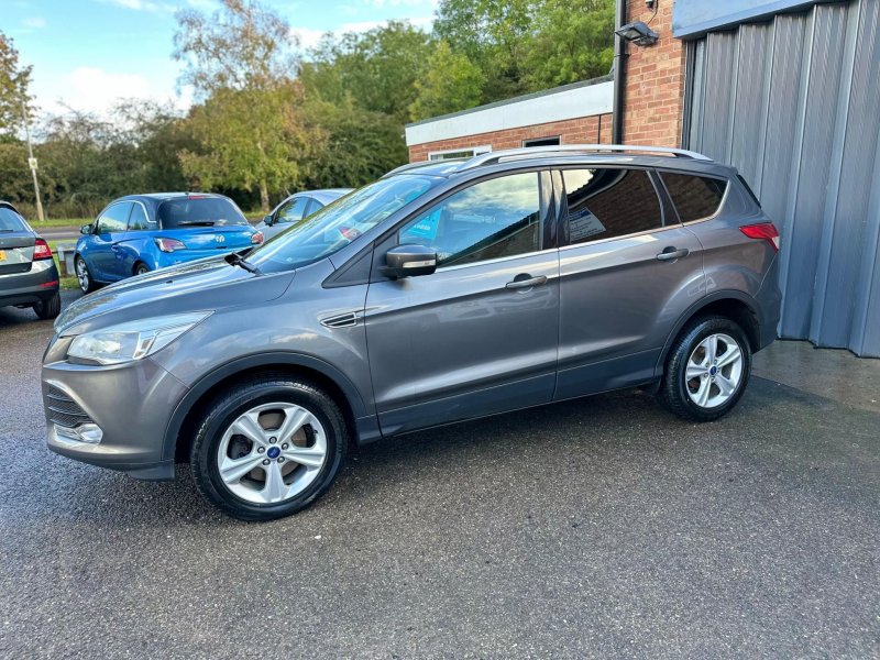FORD KUGA
