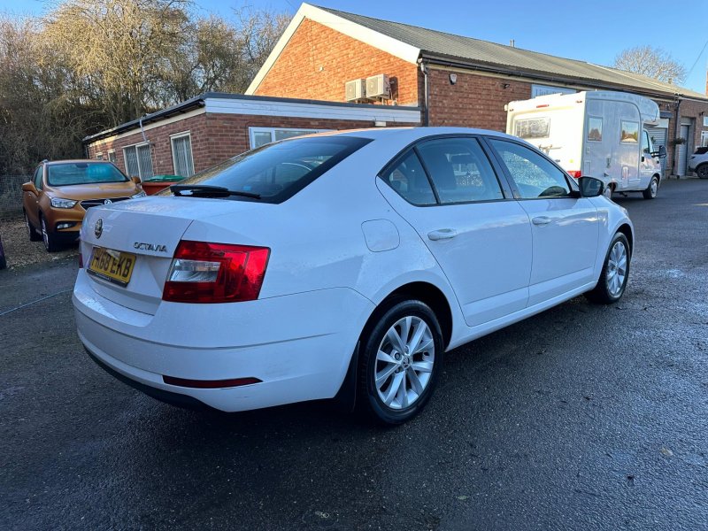 SKODA OCTAVIA