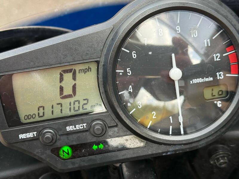 YAMAHA YZF-R1