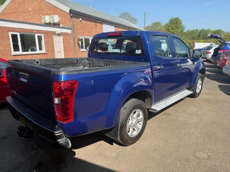 ISUZU D-MAX