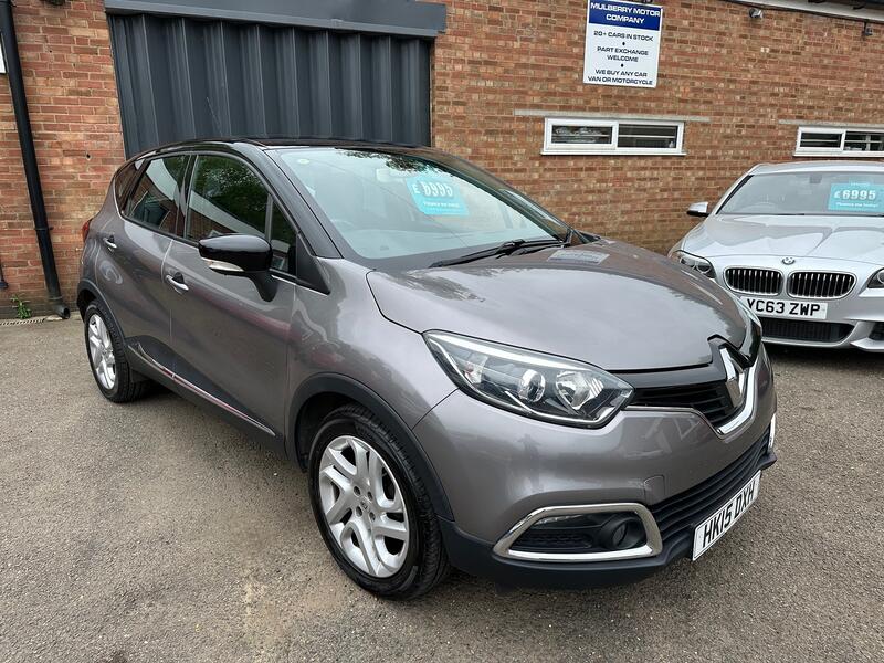 View RENAULT CAPTUR 0.9 Dynamique MediaNav TCe 90 Stop & Start