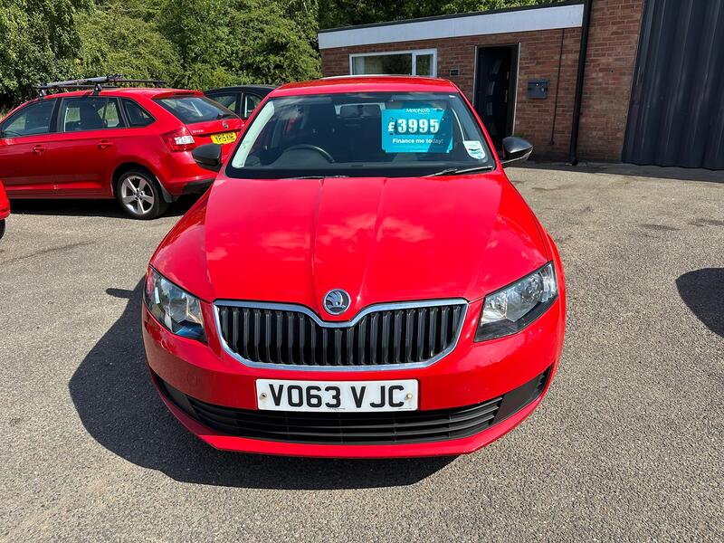 View SKODA OCTAVIA 1.6 TDI S