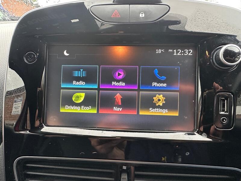 RENAULT CLIO