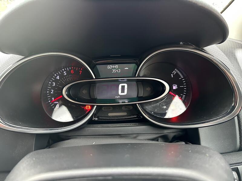 RENAULT CLIO