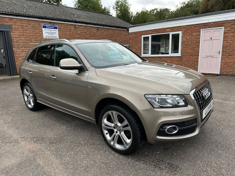 AUDI Q5
